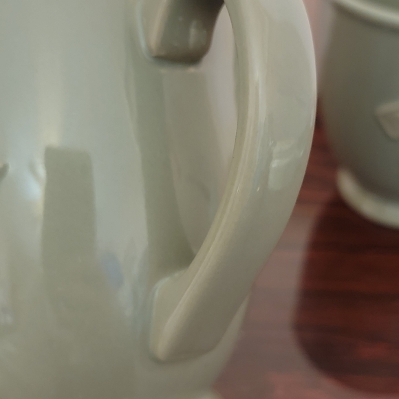 Bailey's Rare Set of 2 Green Latte Coffee Mugs Collection - Picture 8 of 10